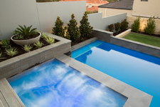 pool-spa-city-beach